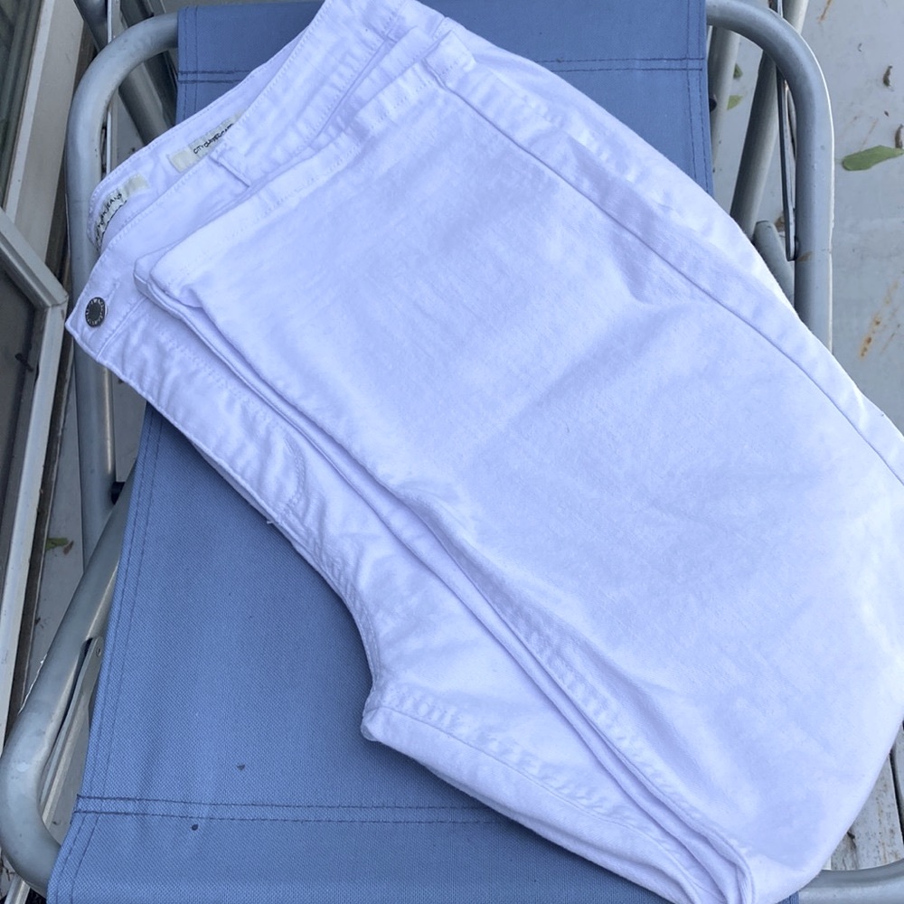 18W Jones New York Jeans, City Cuffed Capri, like new